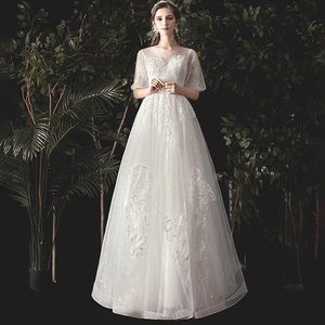 New wedding dress best fit for 5’3 height or shorter
